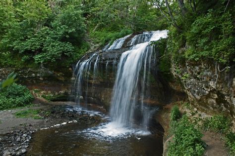 15 Beautiful Waterfalls In Wisconsin Midwest Explored