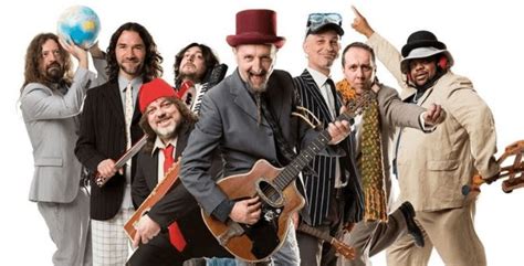 7 in italy the week of its release, and bondo! La Bandabardò torna in concerto a Camigliatello Silano