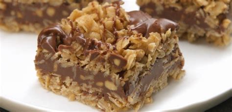 Remove from pan using overhang of paper as handles. No Bake Chocolate Oat Bars - Recipes A to Z