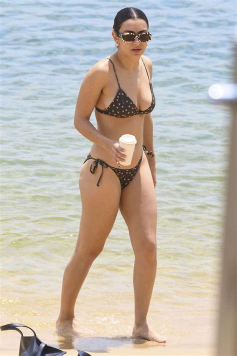 Charli XCX In Bikini 2020 03 GotCeleb
