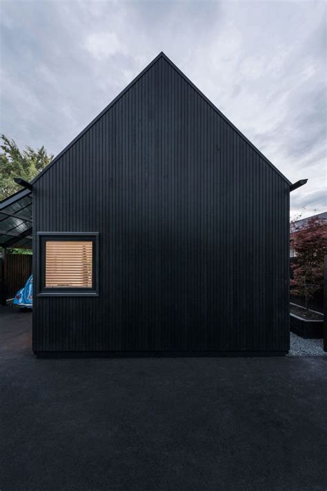 Small House In New Zealand Designed By Colab Arquitectura Urban