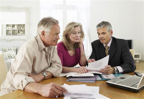 Financial advisors have fascinating careers built around helping people manage their money, particularly their savings and investments. What a financial advisor can do for you