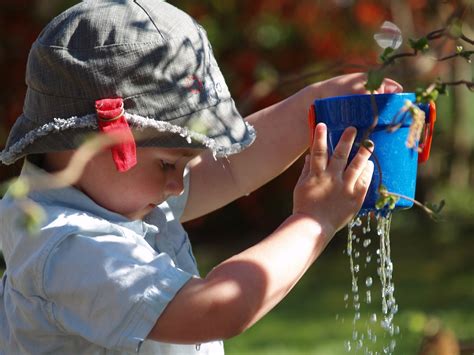 Kind Spielen Wasser Kostenloses Foto Auf Pixabay Pixabay