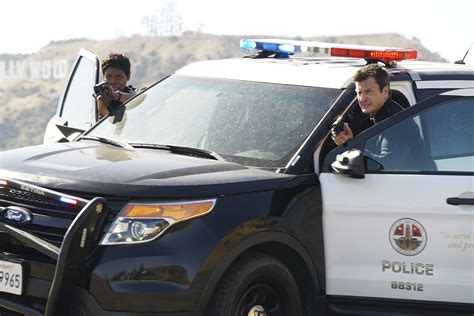 The Rookie Tv Show On Abc Season One Viewer Votes Canceled Renewed
