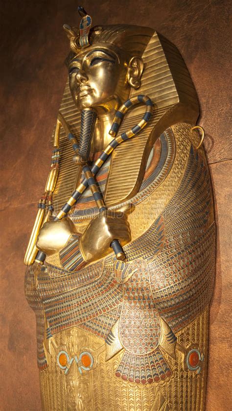 Golden King Tut Sarcophagus Editorial Stock Photo Image Of Embalmed