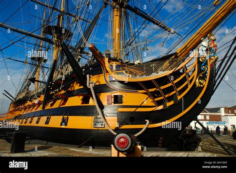 Bow Mast Rigging Hms Victory Fotografías E Imágenes De Alta Resolución