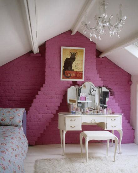 2 Hot Pink Bedrooms With Vintage Fabrics Tudorks