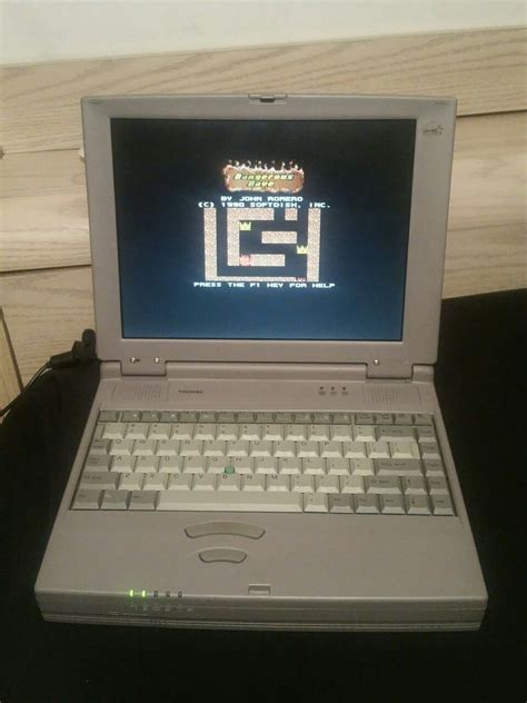 An Old Windows 98se Laptop I Anyone Know What Its Worth 45 Off