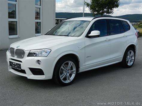 Build and price your vehicle by selecting engine type, special features, and design details. X3-30d-03 : Bilder X3 mit M-Paket in Spacegrau oder Alpinweiss : BMW X3 F25 : #204160369