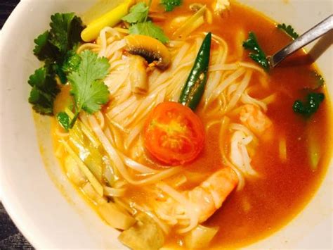 Som Thai Etterbeek Restaurant Reviews Photos And Phone Number