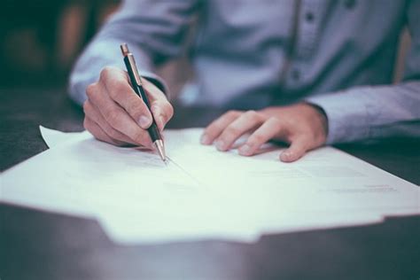 Free downloadable curriculum vitae examples. Contoh Curriculum Vitae ( CV ) Dengan Format Yang Benar ...