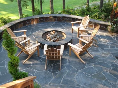 40 Best Flagstone Patio Ideas With Fire Pit Hardscape Designs In 2020