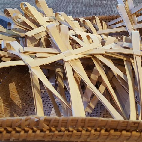 Follow us on facebook, instagram, and twitter @flbcttown. Palm Sunday-pixabay | Come Into The Word with Sarah ...