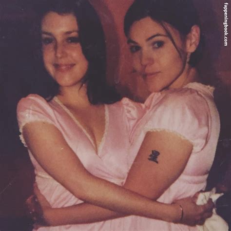 Topless clea duvall Clea Duvall