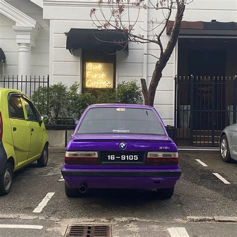 Swapping to the stock tail lights soon! She’s a stunner for sure. : r/E30