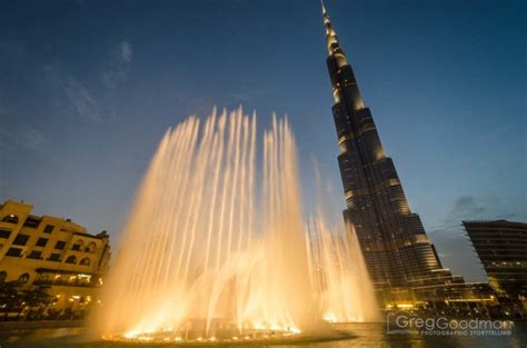 Burj Khalifa Fountain Show Dusk Downtown Dubai Uae Greggoodman