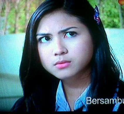 Menceritakan tentang seorang gadis yang hidup menjanda sejak kecil. Watch Foto Pemain Film Di Sctv movie with subtitles HD ...