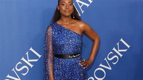 Issa Rae Made History As The First Black Woman To Host The Cfda