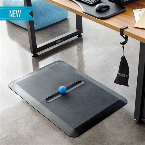 Standing desks are a recommended way to break up the periods of time spent sitting down in front of a pc, especially if you do not own an office chair that supports a healthy posture. ActiveMat™ Groove | Standing desk mat, Varidesk, Desk mat