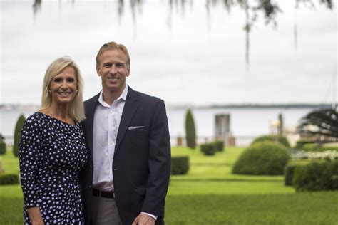 LMH Realty-Find your Dream Home