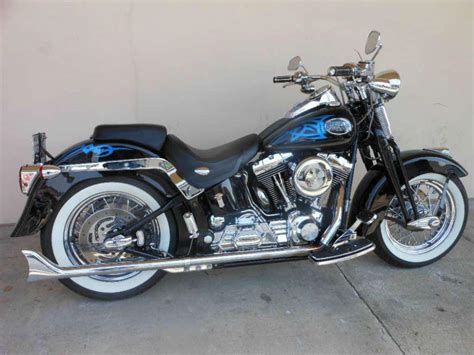 The last of the carburator bikes from harley. Buy 2005 Harley-Davidson FLSTSC/FLSTSCI Softail Springer ...