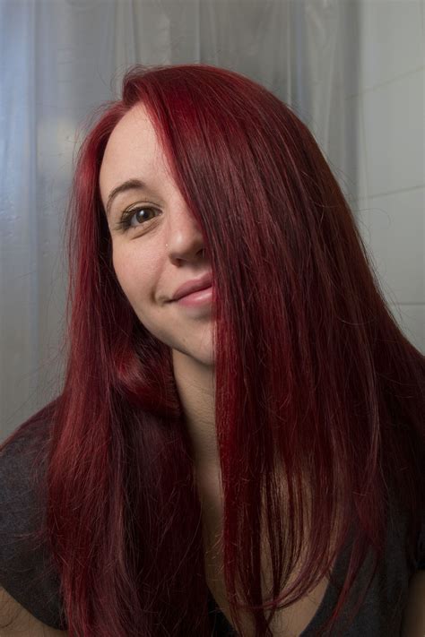 This Is Exactly How To Dye Your Brown Hair Red Without Any Bleach