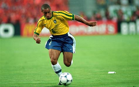 Roberto Carlos Other Great Goal And 4 More Strikes From Very Tight Angles