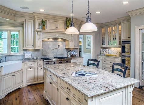 Many people choose white cabinetry for the kitchen because it makes the kitchen light. 26 Gorgeous White Country Kitchens (Pictures) | Country ...