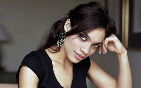 Gorgeous Rosario Dawson 6796879