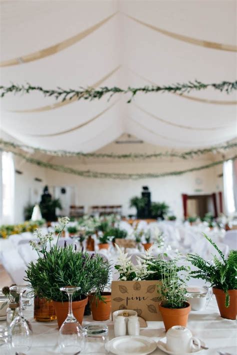 We did not find results for: 20 Vase Alternatives You Haven't Considered For Your ...