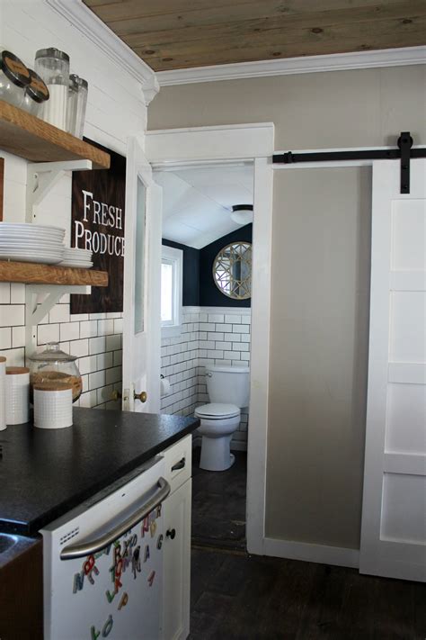 Where did the ants come from? Small Bathroom Makeover - Christinas Adventures