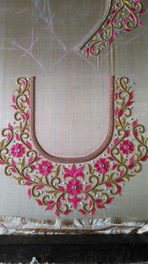 Pin By Alwina On West Bengal Embroidery Blouse Designs Handwork