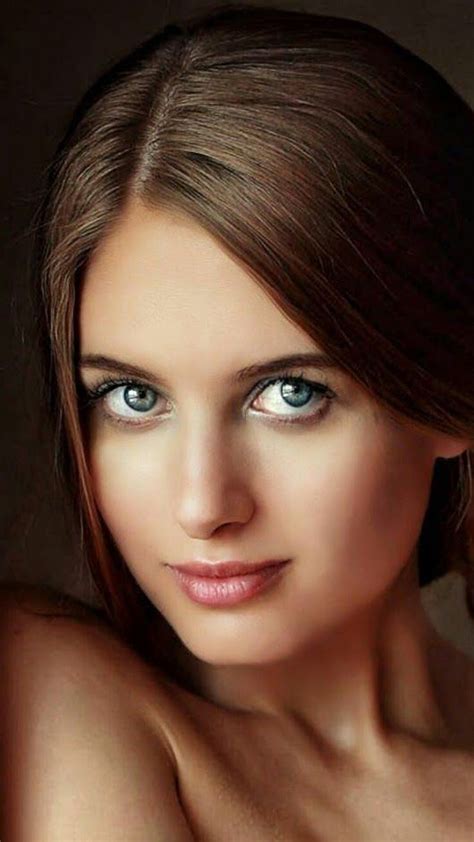 Pin By Your Trendy Style On Jglez Beautiful Women Beauty Girl Beautiful Girl Face Beautiful Eyes