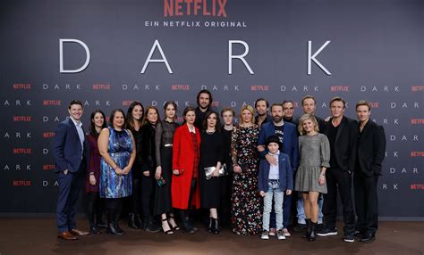 Dark Season 3 Netflix Release Date Cast Trailer Plot When Is The