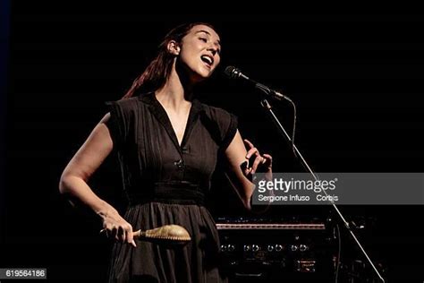 Lisa Hannigan Photos And Premium High Res Pictures Getty Images