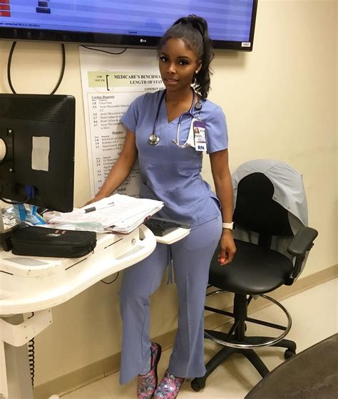 Beautiful Dresses For Women Beautiful Black Women Cool Outfits Nursing Goals Nursing Career