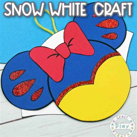 My favorite part about disneyland (besides the food and rides) was checking out everyone's ears! Snow White DIY Mickey Mouse Ears - Craft Play Learn