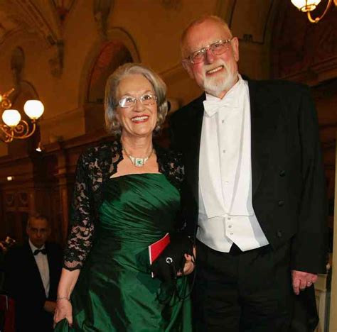 Roger Whittaker Wikipedia Wife Net Worth Parents Death