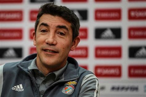 This is lage's first job as head coach, after previously working as assistant manager to carlos carvalhal at sheffield wednesday and swansea. Bruno Lage promete Benfica ″a mil″ e os mesmos objetivos ...
