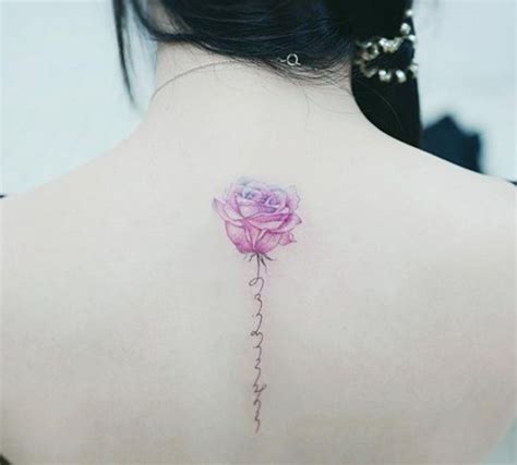 Gambar tato bunga di tangan contoh gambar tato di tangan. 28 Gambar Tato Ukuran Kecil Yang Imut Untuk Cewek - Gambar ...