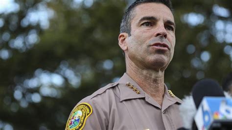 Miami Dade Cop Suspended For Rough Take Down Of Woman Miami Herald