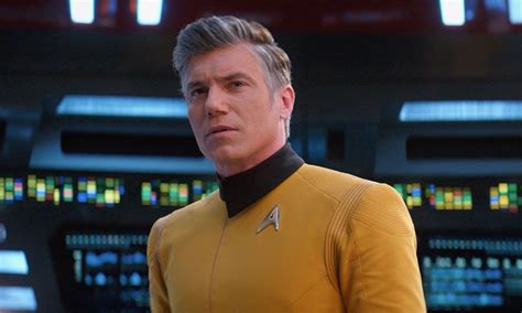 Anson Mount As Captain Christopher Pike Treknewsnet Your Daily