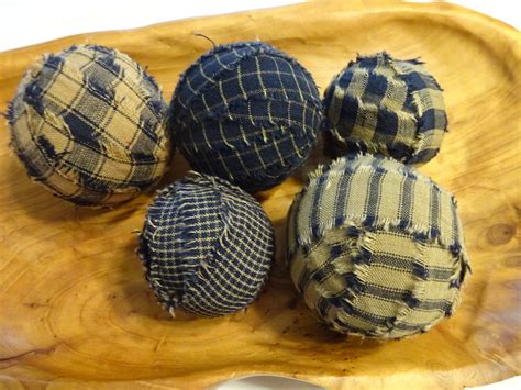 Set Of 5 Rag Balls Primitive Decor Primitive Rag Balls Etsy In 2022