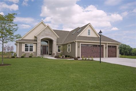 Custom Home Builders Waukesha County WI: Local Home Builders