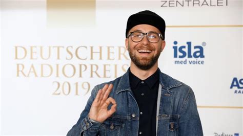 Auf eine bühne ohne kappe, das mache ich nicht mehr. Mark Forster: Ohne Kappe! DIESES Bild ist eine echte Überraschung | news.de