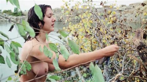 Nude Video Celebs Laura Hollingsworth Nude Jennifer