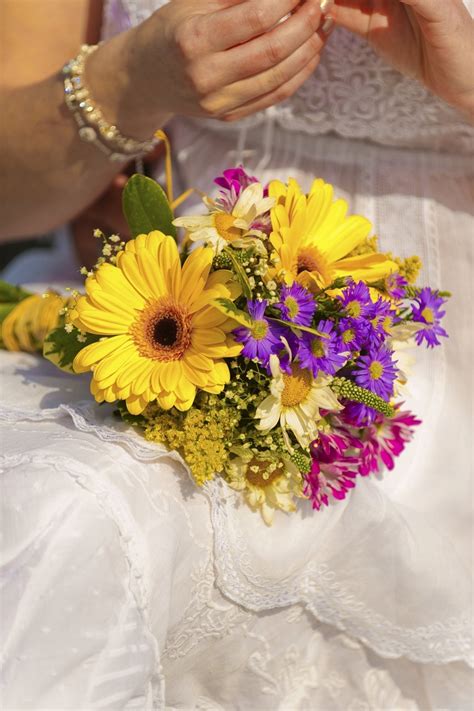 Use them in commercial designs under lifetime, perpetual & worldwide rights. Gerber Daisy and Wildflower Bouquet, Gardenias Floral ...