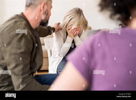 Females Comforting Stock Photos And Females Comforting Stock Images Alamy