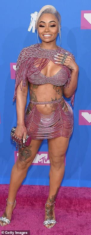 Blac Chyna Flaunts Her Natural Hourglass Figure In A Flirty Fuchsia Dress After Major