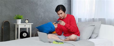 Paket indihome di tahun 2021 makin beragam variannya, seiring makin banyaknya pengguna internet yang beralih menggunakan layanan internet unlimited telkom ini. 6 Cara Ampuh Melepaskan Anak Kecanduan Gadget | IndiHome